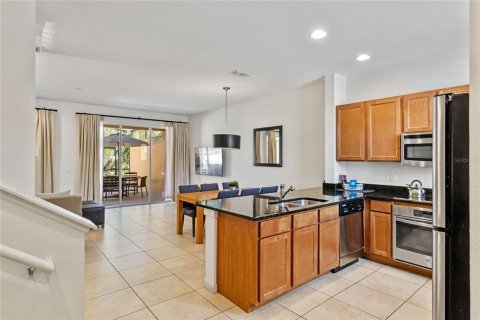 Touwnhouse à vendre à Kissimmee, Floride: 2 chambres, 125.42 m2 № 1583321 - photo 6