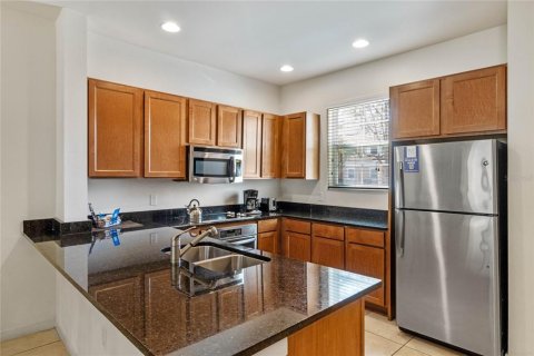 Touwnhouse à vendre à Kissimmee, Floride: 2 chambres, 125.42 m2 № 1583321 - photo 4