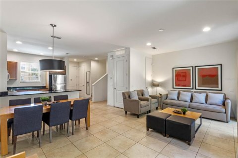 Touwnhouse à vendre à Kissimmee, Floride: 2 chambres, 125.42 m2 № 1583321 - photo 10