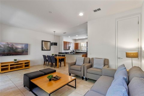 Touwnhouse à vendre à Kissimmee, Floride: 2 chambres, 125.42 m2 № 1583321 - photo 14
