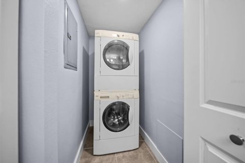 Купить кондоминиум в Сент-Питерсберг, Флорида 4 комнаты, 82.68м2, № 2151909 - фото 12