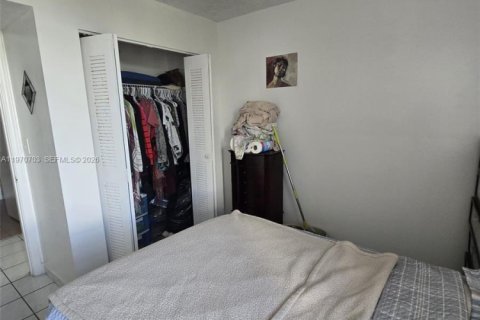 Condominio en venta en Miami, Florida, 2 dormitorios, 90.49 m2 № 2032073 - foto 15