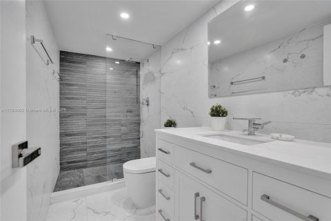 Condominio en venta en Miami Beach, Florida, 2 dormitorios, 122.63 m2 № 1867260 - foto 26