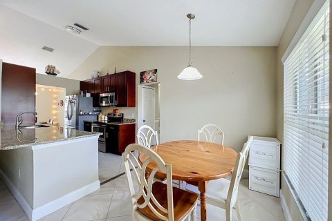Villa ou maison à vendre à Orlando, Floride: 3 chambres, 150.04 m2 № 2431853 - photo 29