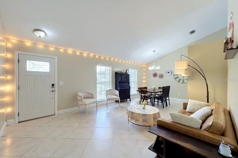 Villa ou maison à vendre à Orlando, Floride: 3 chambres, 150.04 m2 № 2431853 - photo 15