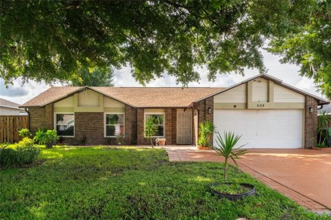 Casa en Kissimmee, Florida 3 dormitorios, 152.55 m2 № 2381268