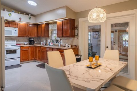 Casa en venta en Kissimmee, Florida, 3 dormitorios, 152.55 m2 № 2381268 - foto 8
