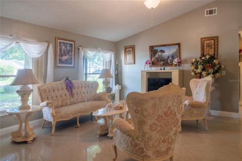 Casa en venta en Kissimmee, Florida, 3 dormitorios, 152.55 m2 № 2381268 - foto 3
