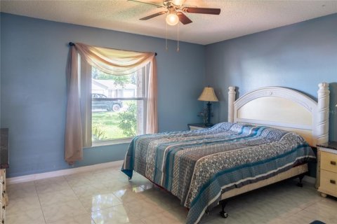 Casa en venta en Kissimmee, Florida, 3 dormitorios, 152.55 m2 № 2381268 - foto 16