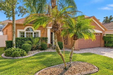 Villa ou maison à vendre à Land O' Lakes, Floride: 4 chambres, 169.55 m2 № 2416514 - photo 5