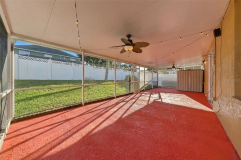 Villa ou maison à vendre à Land O' Lakes, Floride: 4 chambres, 169.55 m2 № 2416514 - photo 27