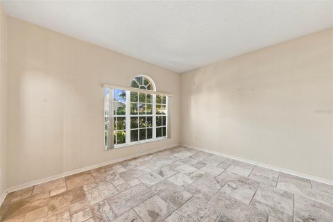 Villa ou maison à vendre à Land O' Lakes, Floride: 4 chambres, 169.55 m2 № 2416514 - photo 7