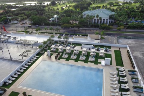 Condominio en alquiler en Doral, Florida, 2 dormitorios, 91.79 m2 № 2049741 - foto 7