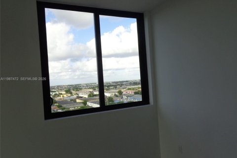 Condominio en alquiler en Doral, Florida, 2 dormitorios, 91.79 m2 № 2049741 - foto 17