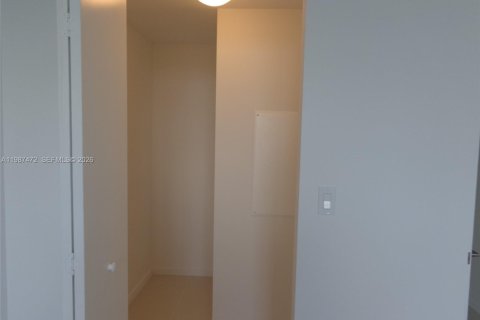 Condominio en alquiler en Doral, Florida, 2 dormitorios, 91.79 m2 № 2049741 - foto 23