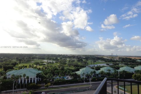 Condominio en alquiler en Doral, Florida, 2 dormitorios, 91.79 m2 № 2049741 - foto 9