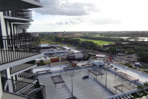 Condominio en alquiler en Doral, Florida, 2 dormitorios, 91.79 m2 № 2049741 - foto 11