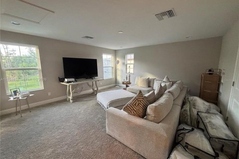 House in Parrish, Florida 5 bedrooms, 312.71 sq.m. № 2103019 - photo 6