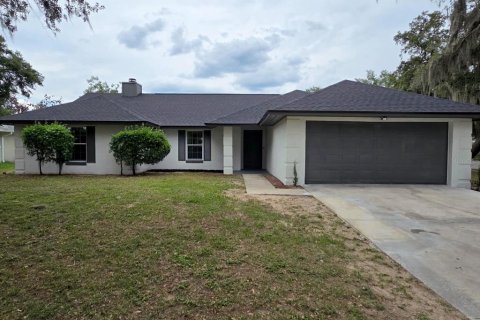 House in Orlando, Florida 3 bedrooms, 163.14 sq.m. № 2221729