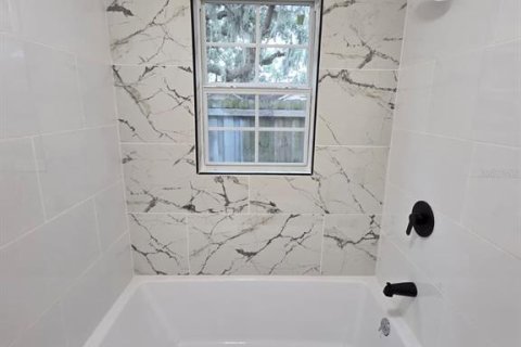 Casa en venta en Orlando, Florida, 3 dormitorios, 163.14 m2 № 2221729 - foto 17
