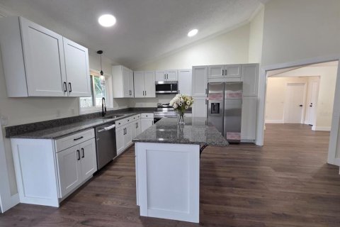 Casa en venta en Orlando, Florida, 3 dormitorios, 163.14 m2 № 2221729 - foto 8
