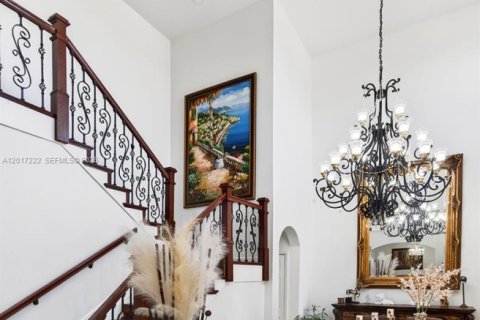 Купить виллу или дом в Майами, Флорида 5 спален, 241.36м2, № 2247534 - фото 10