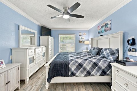 House in Spring Hill, Florida 3 bedrooms, 130.25 sq.m. № 2390956 - photo 19