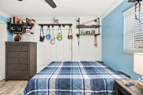 House in Spring Hill, Florida 3 bedrooms, 130.25 sq.m. № 2390956 - photo 24