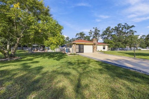 House in Spring Hill, Florida 3 bedrooms, 130.25 sq.m. № 2390956 - photo 17