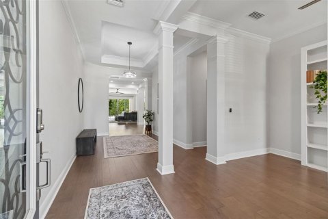 House in Land O' Lakes, Florida 4 bedrooms, 341.97 sq.m. № 2150342 - photo 3