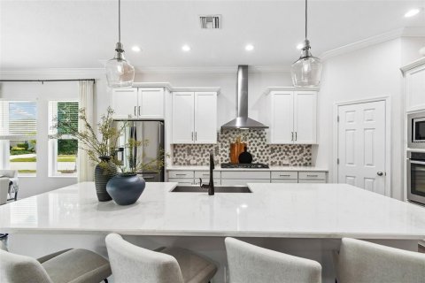 House in Land O' Lakes, Florida 4 bedrooms, 341.97 sq.m. № 2150342 - photo 20