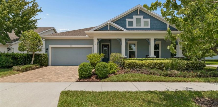House in Land O' Lakes, Florida 4 bedrooms, 341.97 sq.m. № 2150342