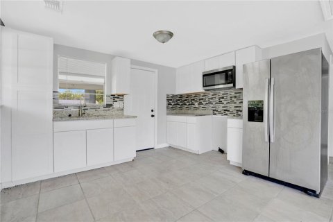 Casa en venta en Mulberry, Florida, 3 dormitorios, 75.81 m2 № 2102650 - foto 6
