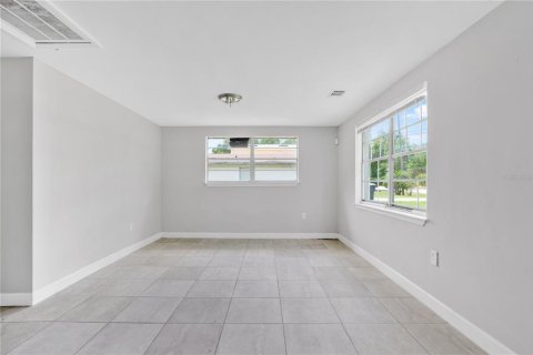 Casa en venta en Mulberry, Florida, 3 dormitorios, 75.81 m2 № 2102650 - foto 12