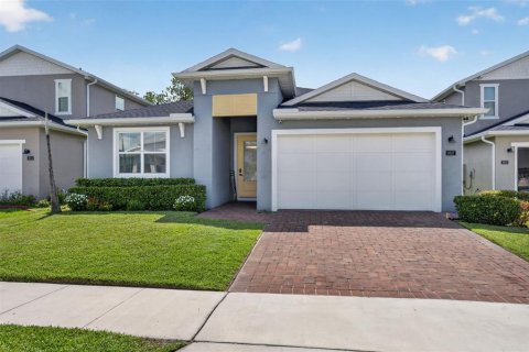 House in Sanford, Florida 4 bedrooms, 209.49 sq.m. № 2222726 - photo 2