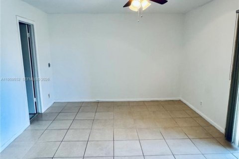 Copropriété à vendre à Deerfield Beach, Floride: 1 chambre № 2090945 - photo 13