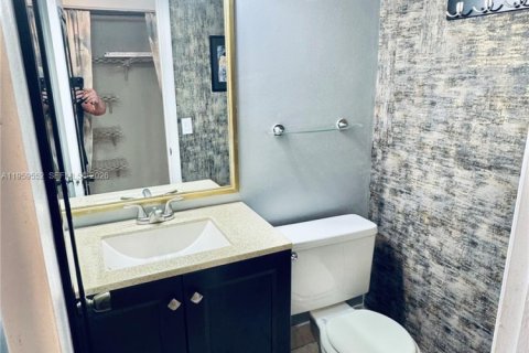 Copropriété à vendre à Deerfield Beach, Floride: 1 chambre № 2090945 - photo 22