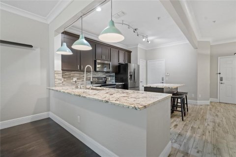 Adosado en venta en Orlando, Florida, 3 dormitorios, 155.33 m2 № 1625249 - foto 9