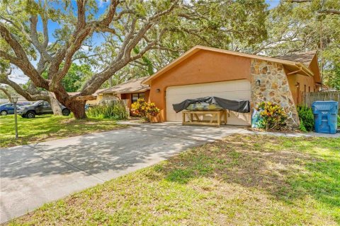 House in Spring Hill, Florida 3 bedrooms, 176.79 sq.m. № 1803681 - photo 5