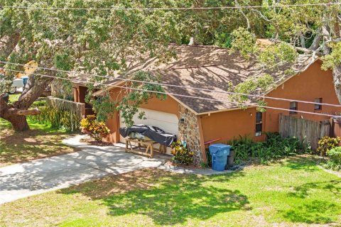 House in Spring Hill, Florida 3 bedrooms, 176.79 sq.m. № 1803681 - photo 7