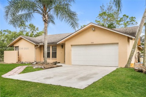 Casa en alquiler en Loxahatchee Groves, Florida, 3 dormitorios, 165.37 m2 № 1993566 - foto 3