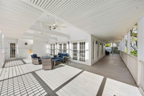 Купить виллу или дом в Майами, Флорида 4 спальни, 672.24м2, № 1997148 - фото 12