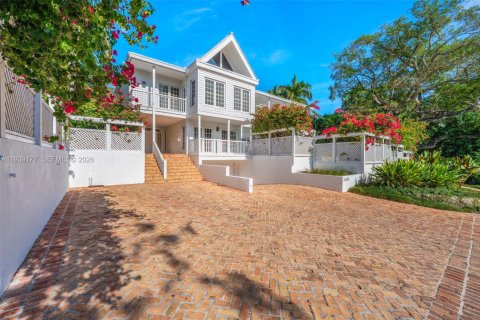 Купить виллу или дом в Майами, Флорида 4 спальни, 672.24м2, № 1997148 - фото 2