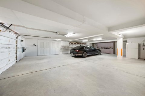 Купить виллу или дом в Майами, Флорида 4 спальни, 672.24м2, № 1997148 - фото 29