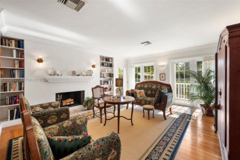 Купить виллу или дом в Майами, Флорида 4 спальни, 672.24м2, № 1997148 - фото 16