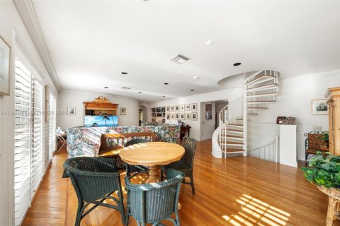 Купить виллу или дом в Майами, Флорида 4 спальни, 672.24м2, № 1997148 - фото 20