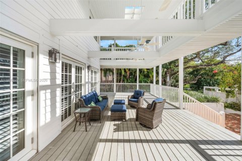 Купить виллу или дом в Майами, Флорида 4 спальни, 672.24м2, № 1997148 - фото 13