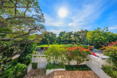 Купить виллу или дом в Майами, Флорида 4 спальни, 672.24м2, № 1997148 - фото 27