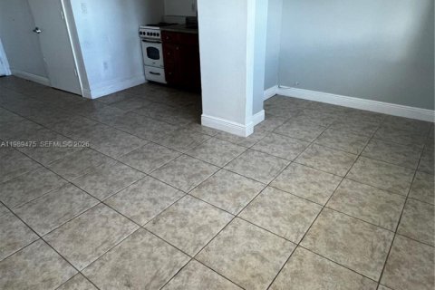 Appartement à louer à South Miami, Floride: 35.21 m2 № 2051598 - photo 2