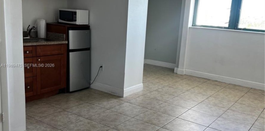 Studio à South Miami, Floride № 2051598